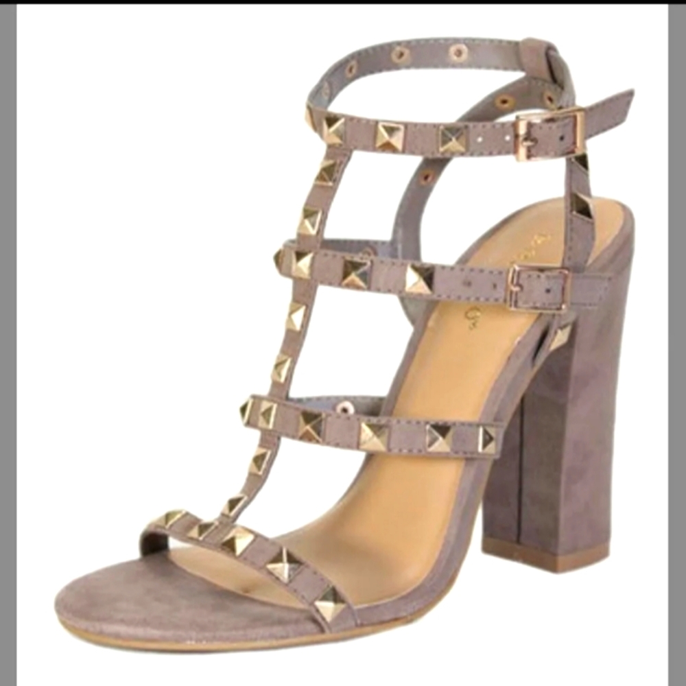 BRAND NEW studded scrappy sandal, 10 - Picture 1 of 2